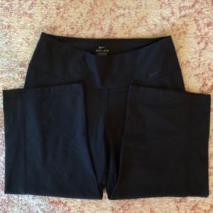 Nike crop pants